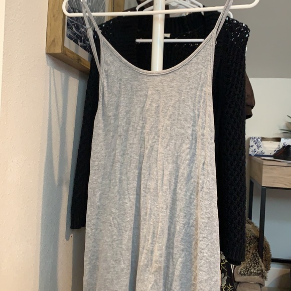 High low dress - Picture 2 of 6